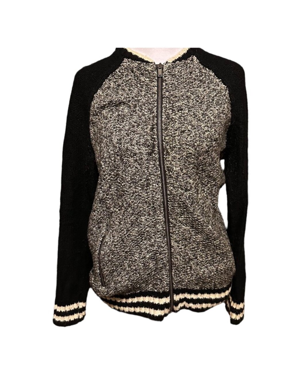 American Eagle Outfitters Zip Up Sweater Jacket Black White Sz S EUC Warm Ladies